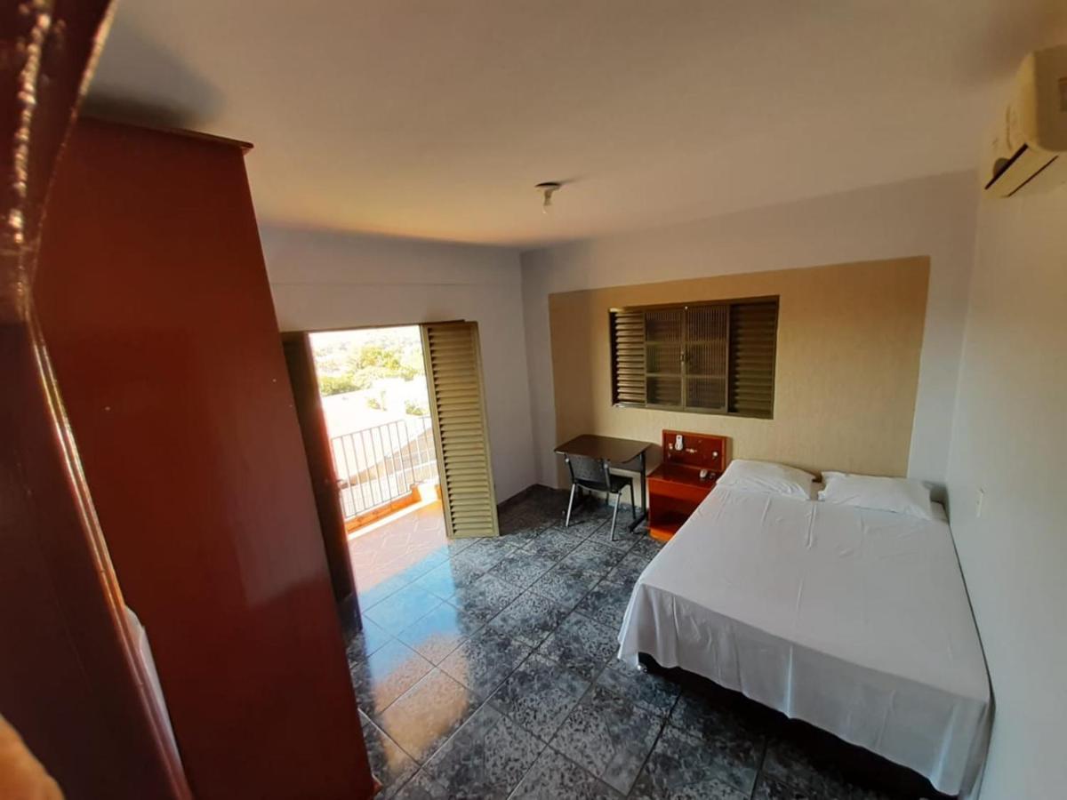 Imperio Hotel Cacu Exterior photo